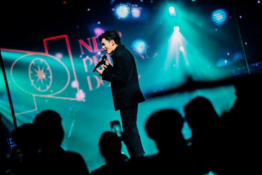 Ca sĩ Phan Duy Anh hát phòng trà nào? Cách theo dõi lịch diễn chính xác